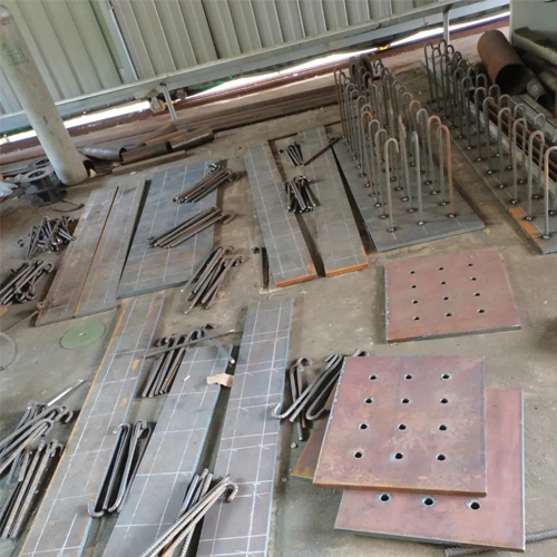 有哪些其他因素会影响齐齐哈尔预埋件位置的确定？